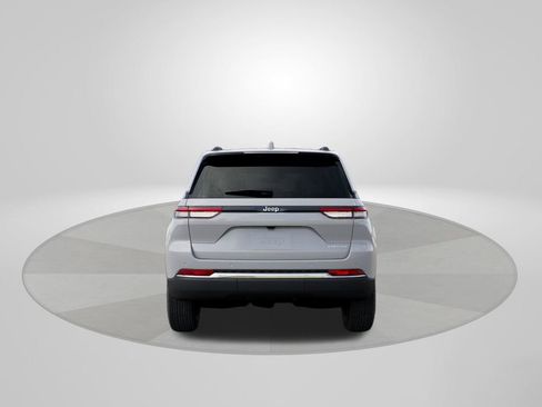 New 2026 Jeep Grand Cherokee Laredo X RWD image 7