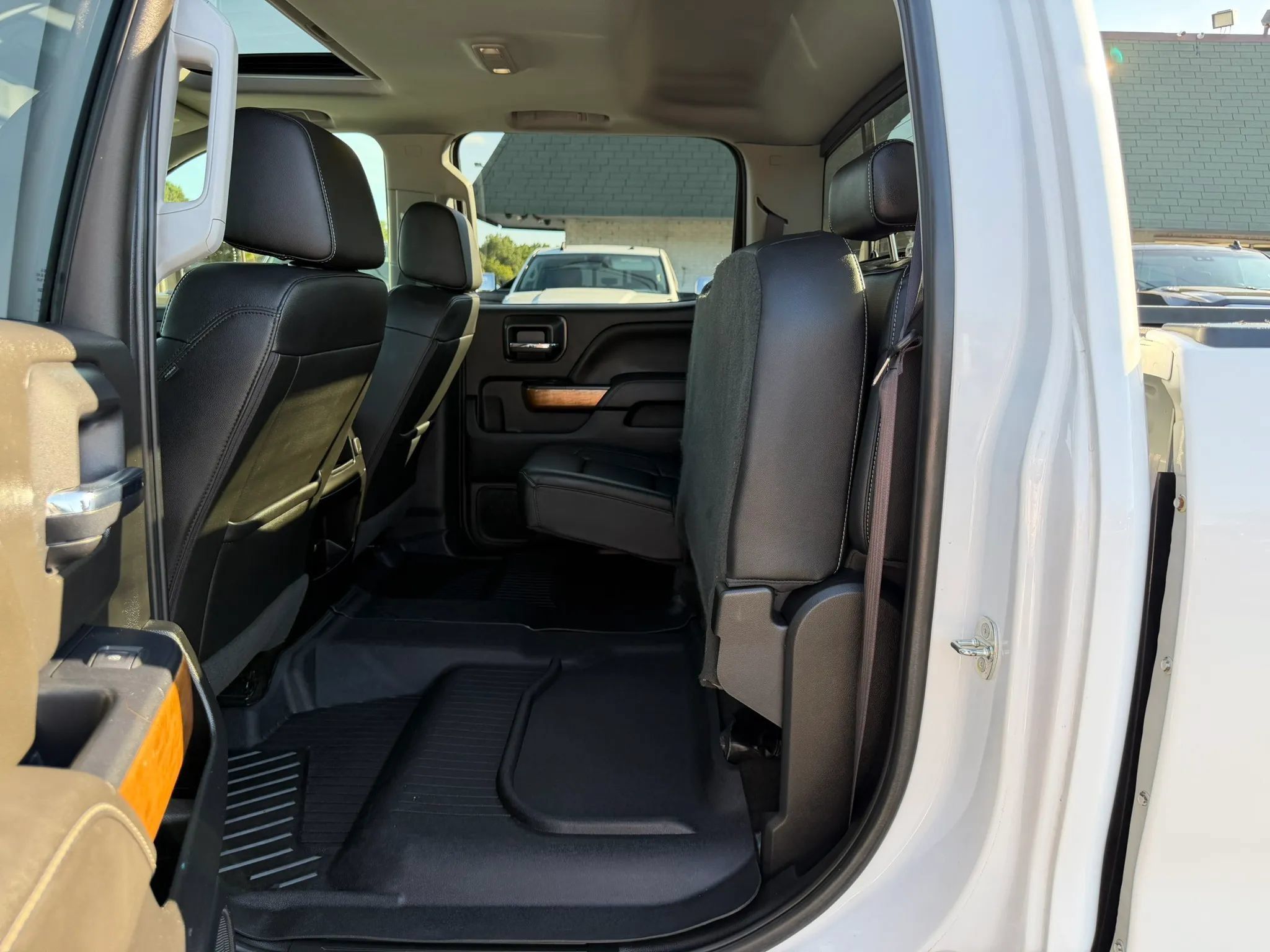 Used 2017 Chevrolet Silverado 3500 LTZ w/ Duramax Plus Package AWD/4WD image 24