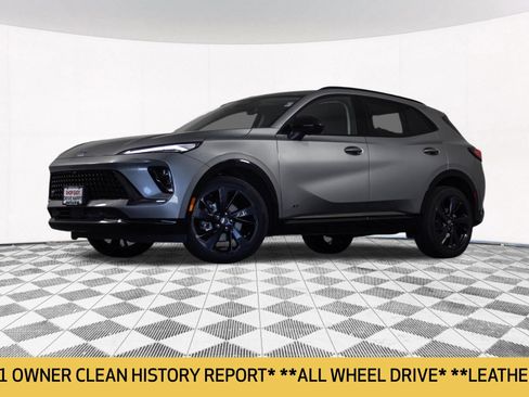 Used 2025 Buick Envision Sport Touring AWD/4WD image 2