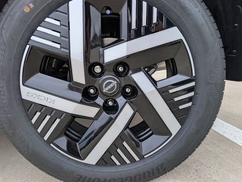 New 2026 Nissan Kicks SV FWD image 6