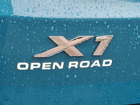 Used 2025 BMW X1 xDrive28i w/ Premium Package image 30