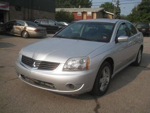 Used 2007 Mitsubishi Galant ES image 1
