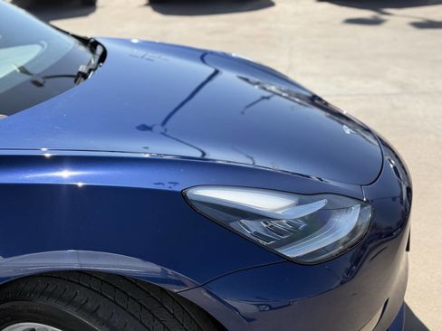 Used 2018 Tesla Model 3 Long Range RWD image 26