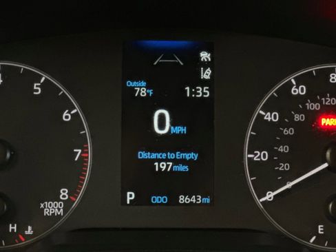 Certified 2024 Toyota Corolla Cross LE image 25