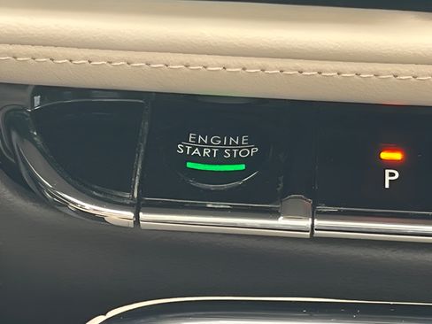 Used 2021 Lincoln Nautilus Reserve w/ Cargo Utility Package FWD image 24