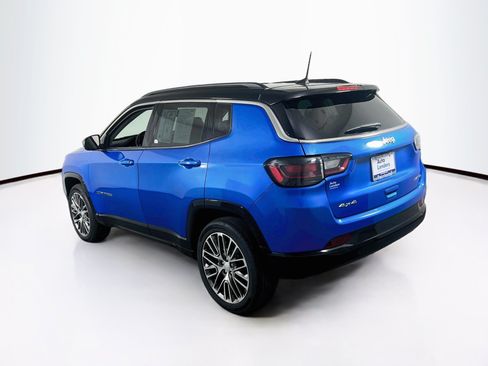 Used 2022 Jeep Compass Limited w/ Elite Group AWD/4WD image 7