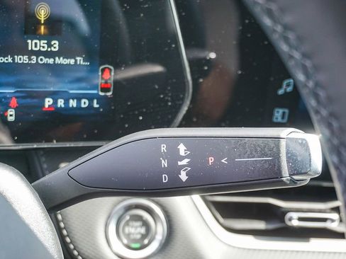 Used 2026 Chevrolet Equinox LT w/ Safety and Technology Package image 22