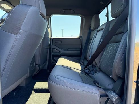 New 2026 Nissan Frontier SV w/ Tow Package AWD/4WD image 14