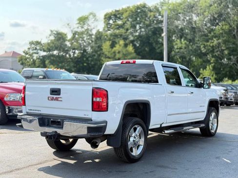 Used 2016 GMC Sierra 2500 SLT w/ Duramax Plus Package AWD/4WD image 7