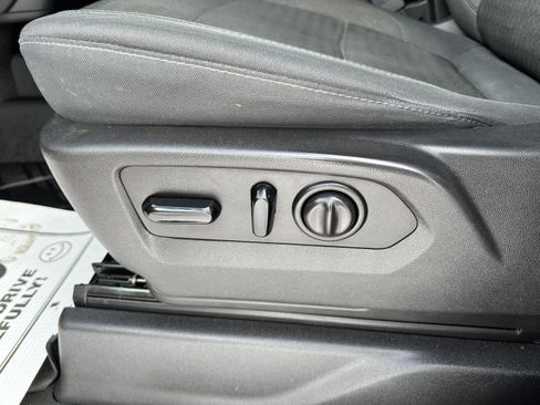 Used 2019 Chevrolet Silverado 1500 LT w/ All-Star Edition image 19