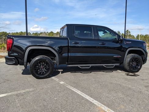 Used 2023 GMC Sierra 1500 AT4X image 26