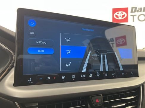 Used 2025 Ford Escape Platinum image 13