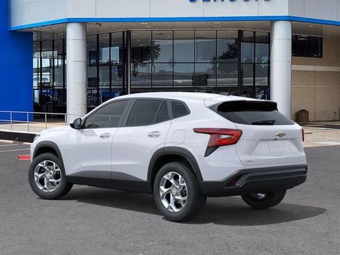 New 2026 Chevrolet Trax LS FWD image 3