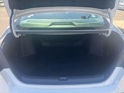 Used 2023 Honda Accord EX image 17