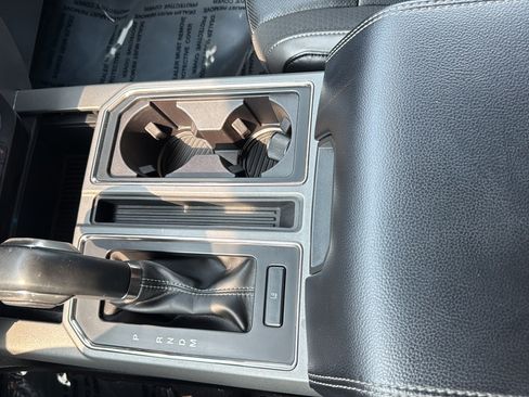 Used 2019 Ford F150 Raptor w/ Equipment Group 802A Luxury AWD/4WD image 19