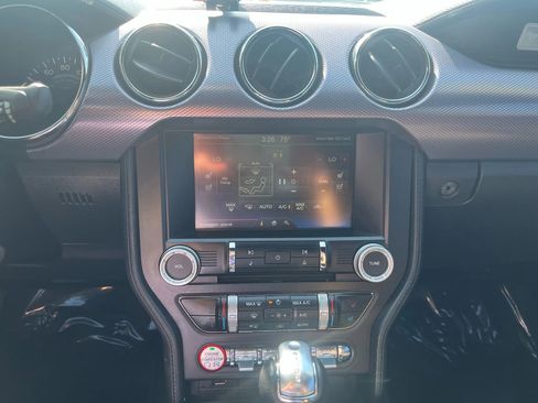 Used 2017 Ford Mustang Coupe image 20