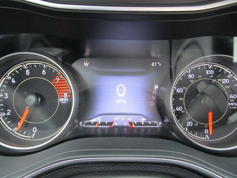 Used 2020 Jeep Cherokee Trailhawk w/ Cold Weather Group AWD/4WD image 20