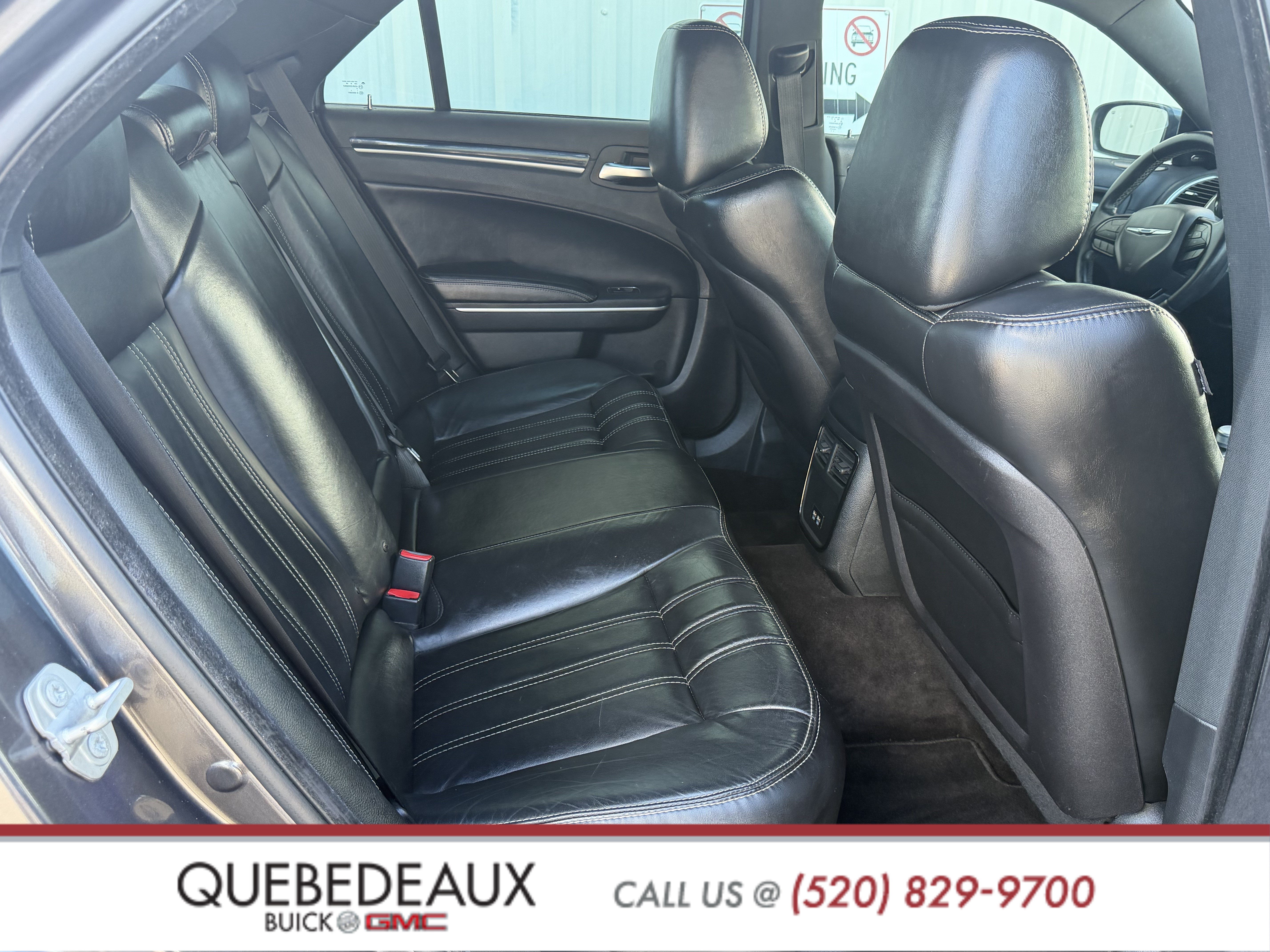 Used 2018 Chrysler 300 S w/ S Model Appearance Package RWD image 13