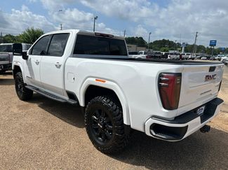 Used 2024 GMC Sierra 2500 AT4 w/ AT4 Premium Plus Package AWD/4WD video 2