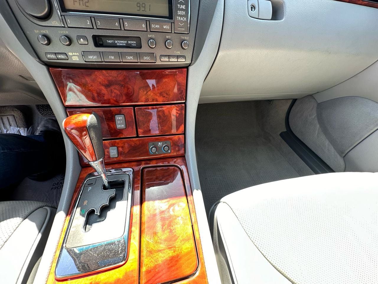 Used 2004 Lexus LS 430 RWD image 50
