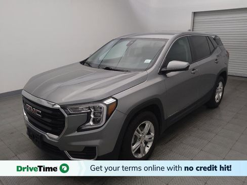 Used 2024 GMC Terrain SLE image 1