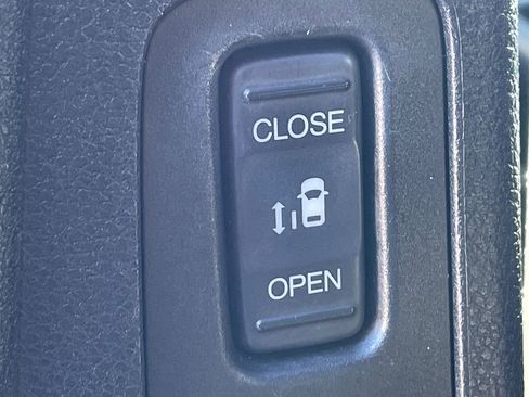 Used 2022 Honda Odyssey Touring image 26