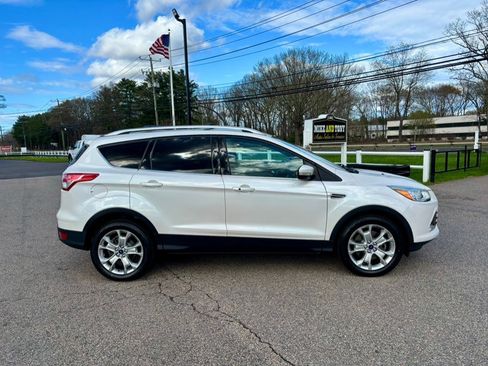 Used 2016 Ford Escape Titanium image 4