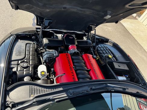 Used 2003 Chevrolet Corvette Convertible w/ Preferred Equipment Group1 image 9