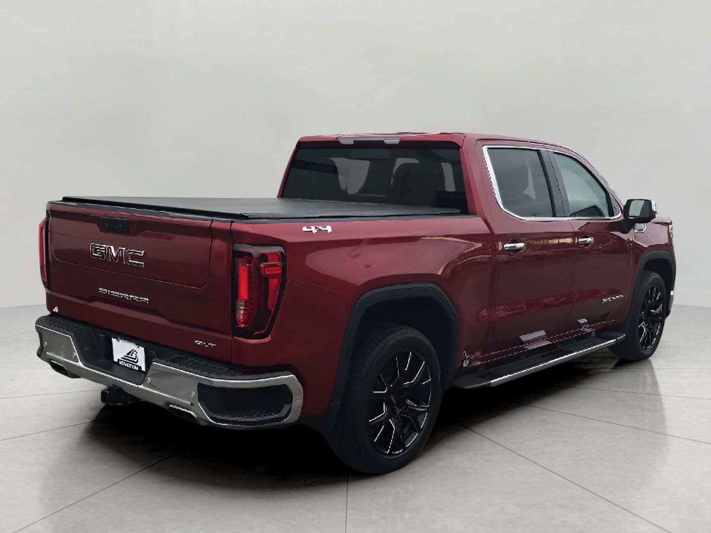 Used 2022 GMC Sierra 1500 SLT w/ SLT Premium Plus Package AWD/4WD image 23
