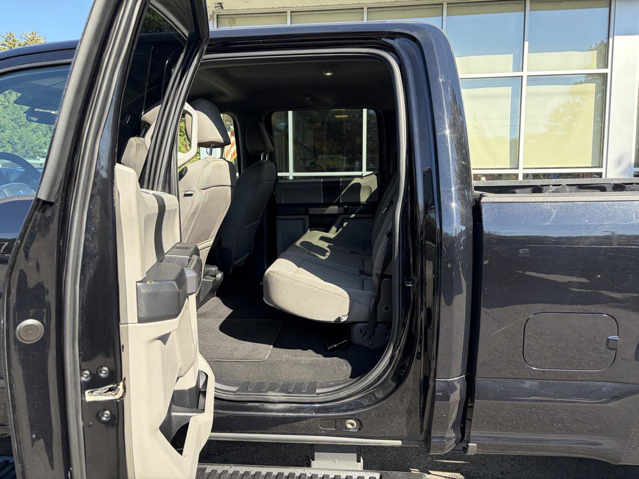 Used 2021 Ford F250 XLT w/ Snow Plow Prep Package AWD/4WD image 32
