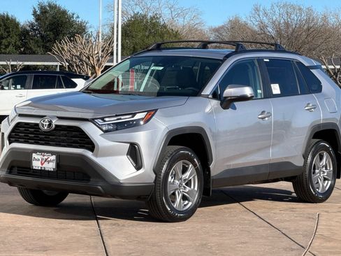 New 2025 Toyota RAV4 XLE image 8