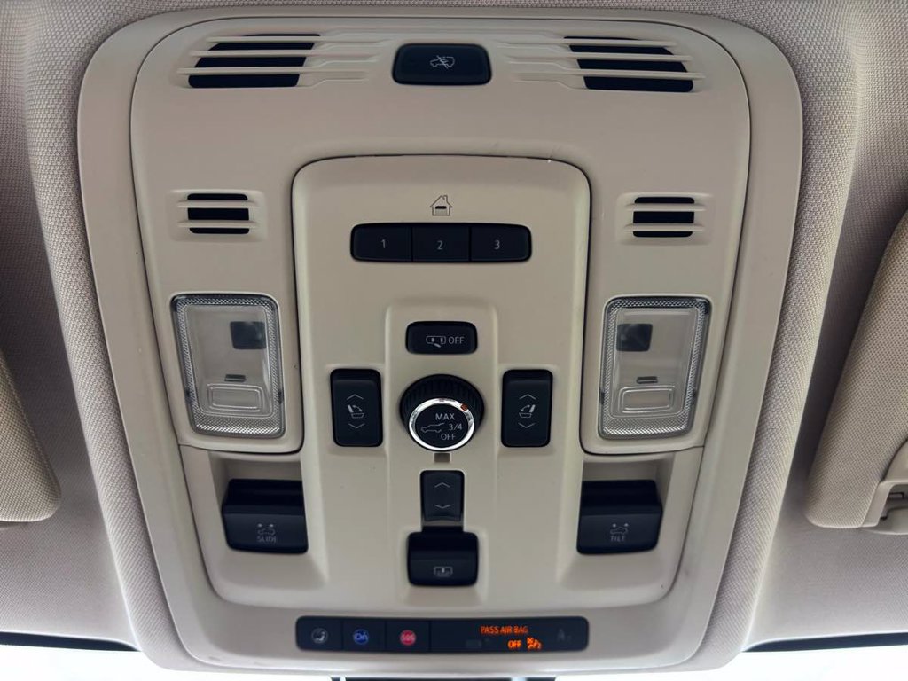 Used 2021 GMC Yukon XL Denali w/ Denali Ultimate Package AWD/4WD image 53