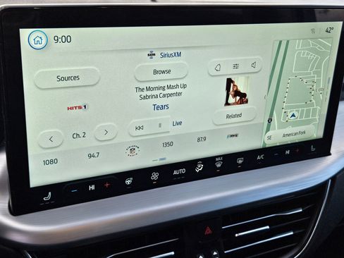 Used 2025 Ford Escape Platinum image 25