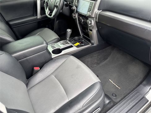 Used 2021 Toyota 4Runner SR5 Premium RWD image 33