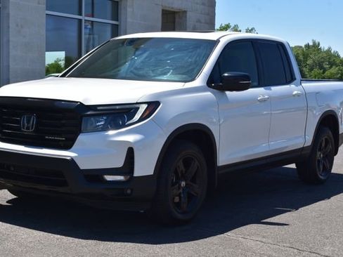 Used 2023 Honda Ridgeline Black Edition image 17