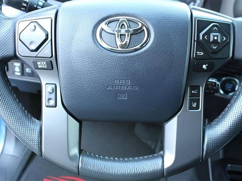 Certified 2018 Toyota Tacoma TRD Sport image 12