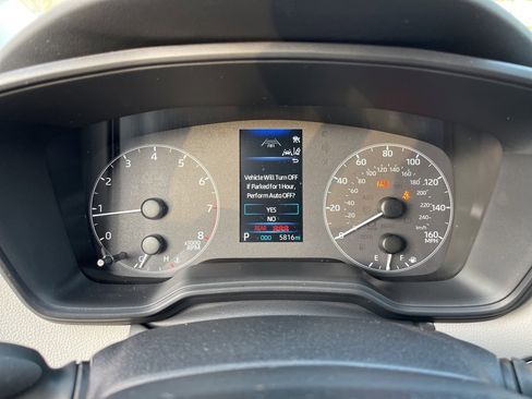 Used 2025 Toyota Corolla LE image 13