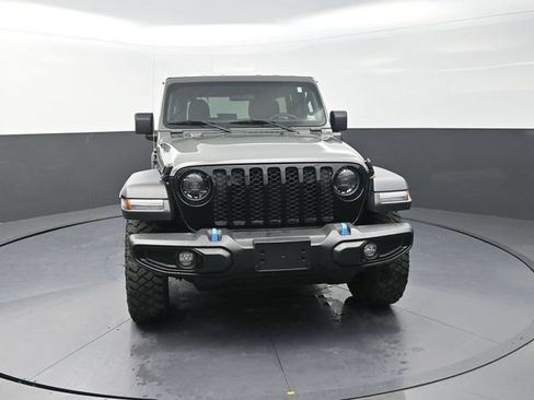 Used 2023 Jeep Wrangler Unlimited w/ Cold Weather Group AWD/4WD image 5