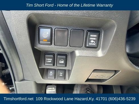 Used 2025 Nissan Frontier PRO-4X w/ Pro Convenience Package AWD/4WD image 19