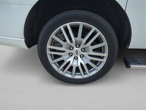 Certified 2023 Ford Expedition Max Platinum RWD image 25