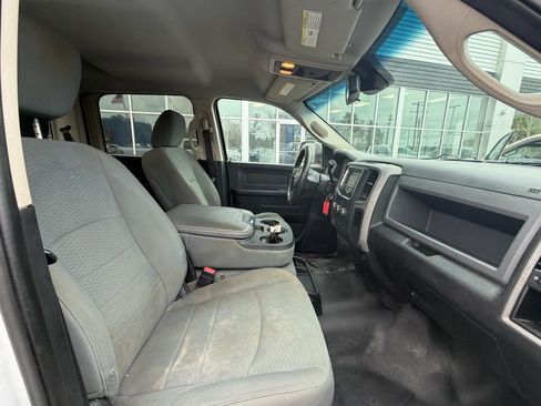 Used 2016 RAM 2500 Tradesman w/ Chrome Appearance Group image 13