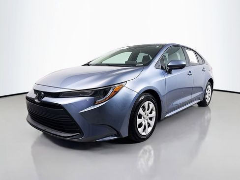 Certified 2025 Toyota Corolla LE w/ Convenience Package FWD image 3