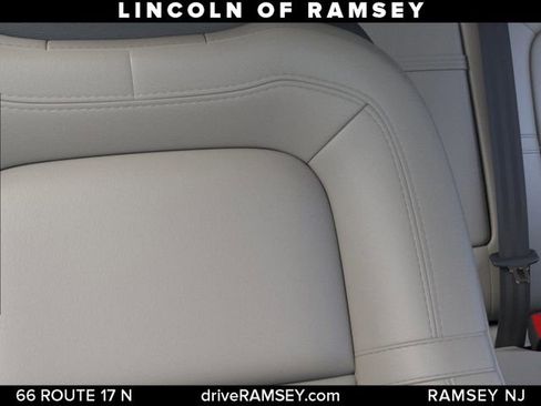 New 2026 Lincoln Corsair Premiere AWD/4WD image 17