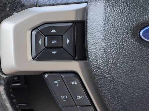 Used 2017 Ford F250 Lariat w/ FX4 Off-Road Package AWD/4WD image 23