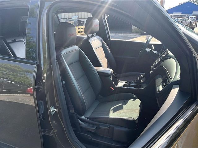 Used 2023 Chevrolet Equinox RS w/ LPO, Cargo Package AWD/4WD image 11