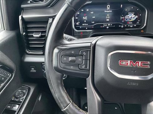 Used 2024 GMC Sierra 2500 AT4 w/ AT4 Premium Plus Package AWD/4WD image 23