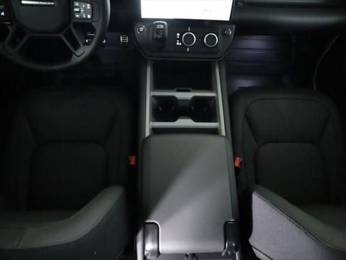 New 2026 Land Rover Defender 130 V8 image 17