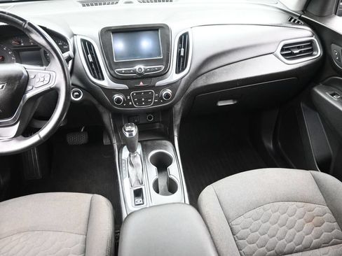 Used 2018 Chevrolet Equinox LT FWD image 15