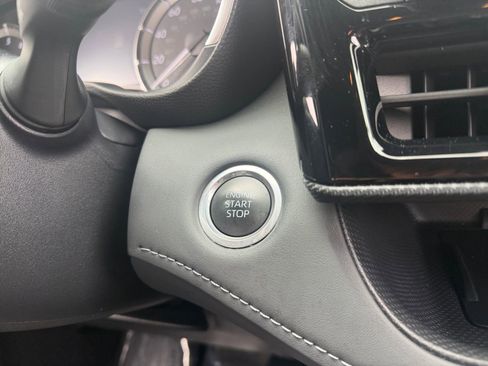 Certified 2024 Toyota Highlander XSE AWD/4WD image 18