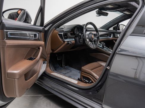 Used 2017 Porsche Panamera Turbo AWD/4WD image 23